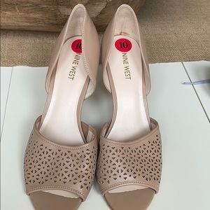 Nine West pumps size 10
